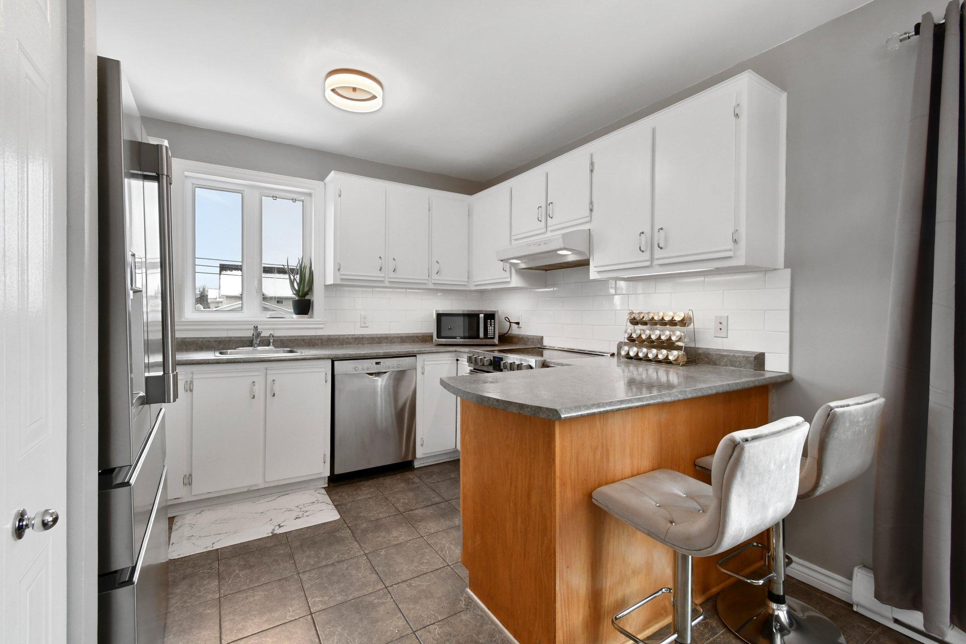 









7674


Boul. Perras

,
Montréal (Rivière-des-Prairies/Pointe-aux-Trembles),




QC
H1E5K9

