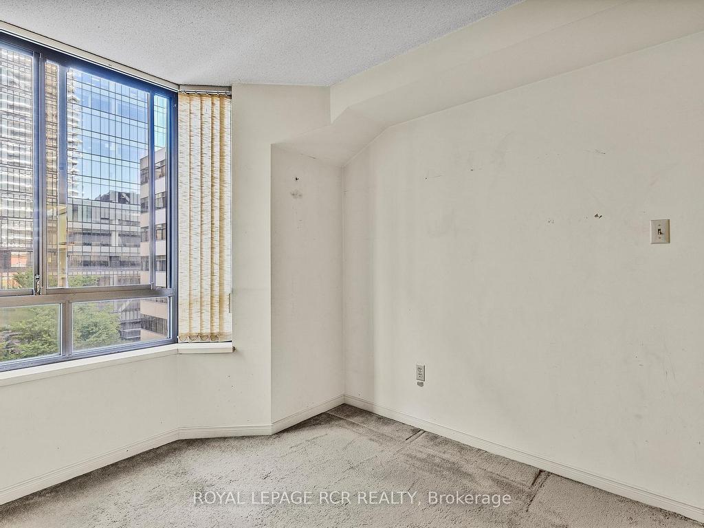 









195


St Patrick

Street, 603,
Toronto,




ON
M5T 2Y8

