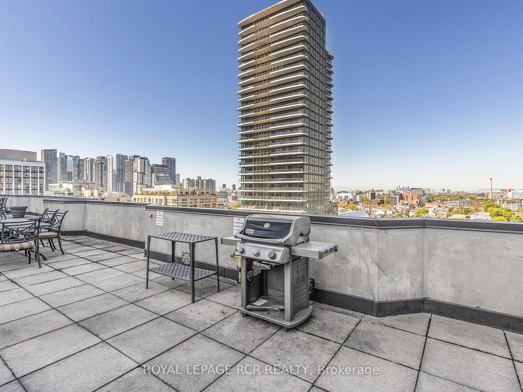 









195


St Patrick

Street, 603,
Toronto,




ON
M5T 2Y8

