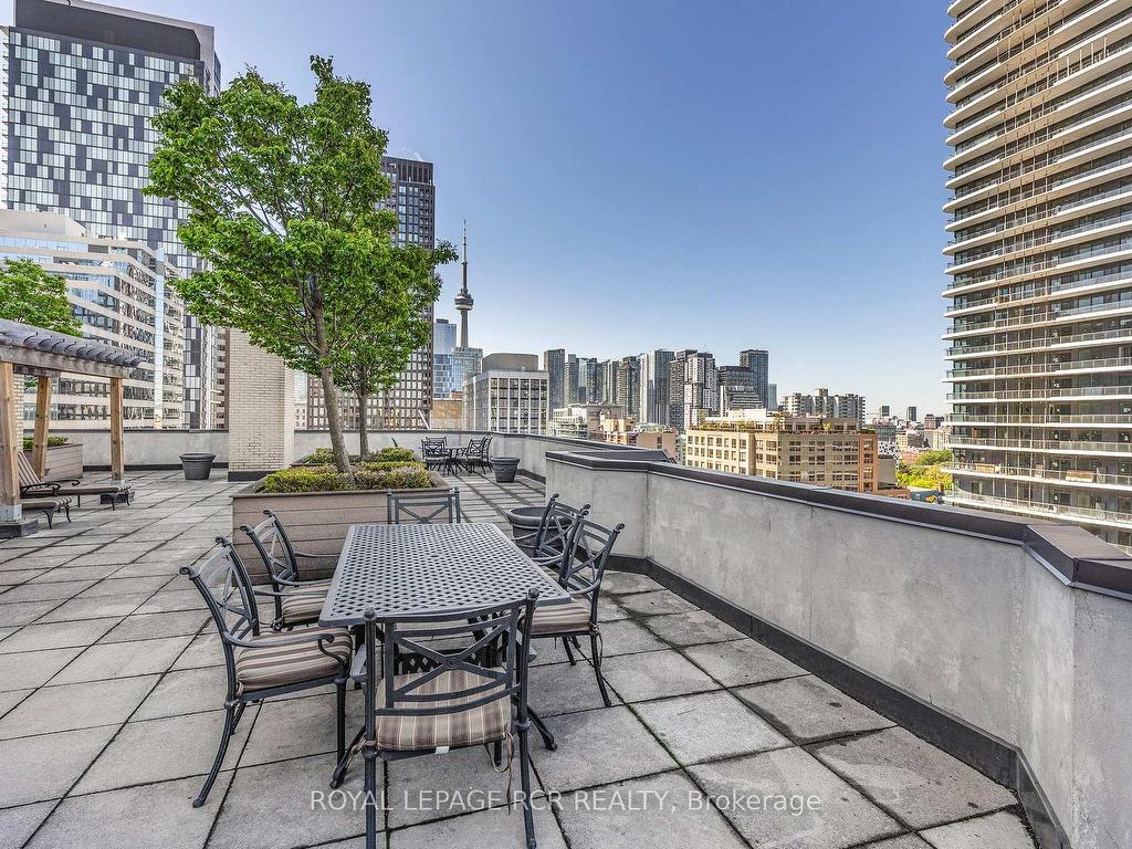 









195


St Patrick

Street, 603,
Toronto,




ON
M5T 2Y8

