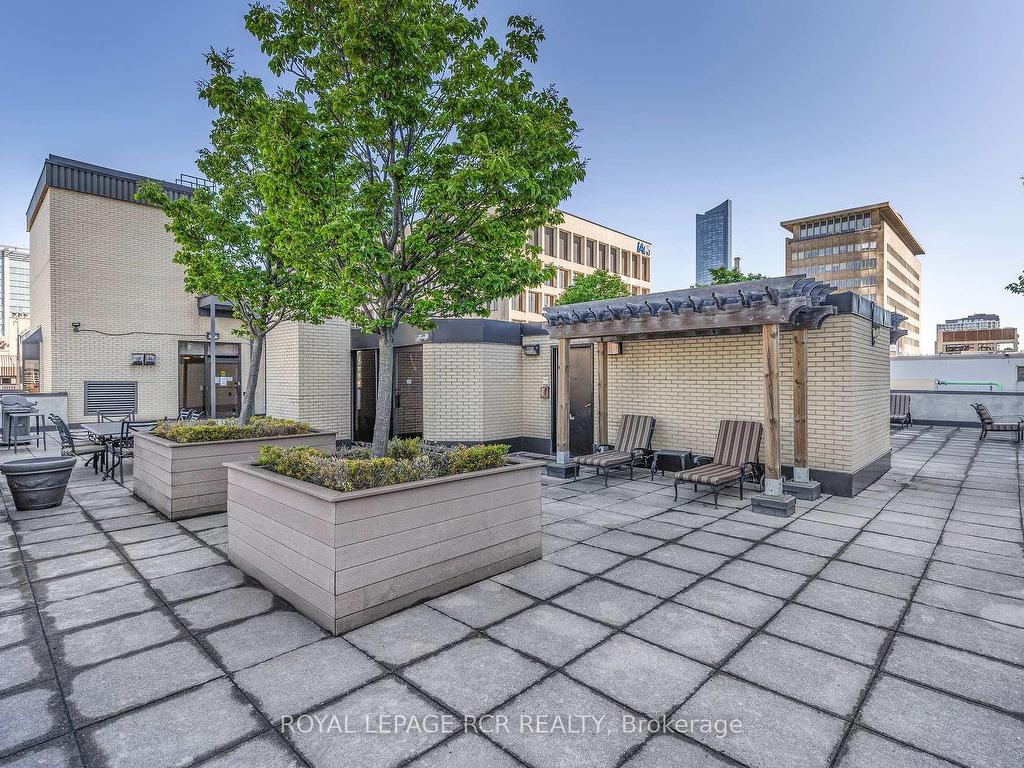 









195


St Patrick

Street, 603,
Toronto,




ON
M5T 2Y8

