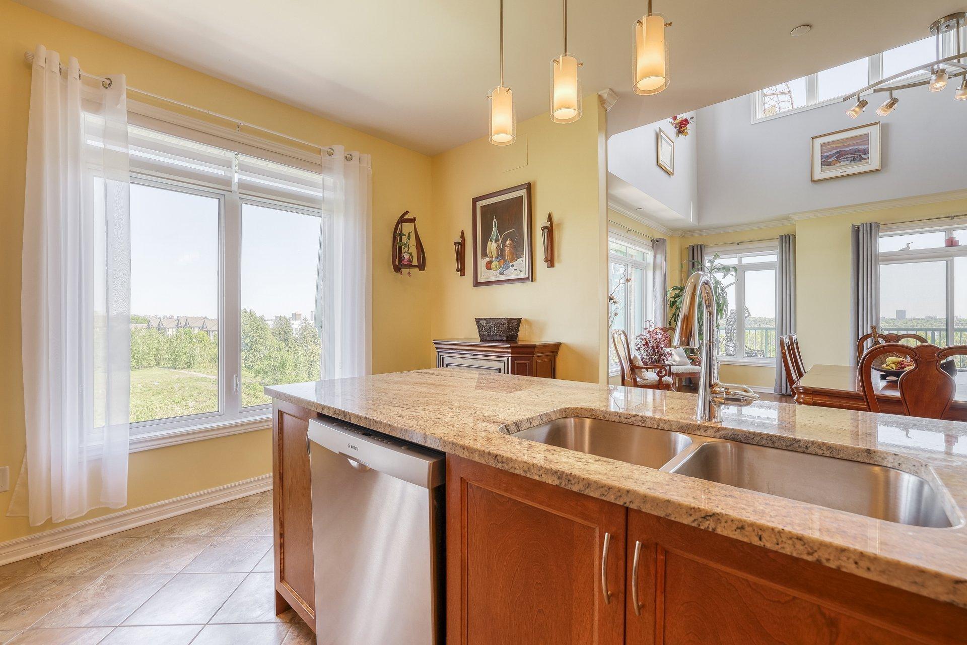 









1180


Ch. d'Aylmer

, 706,
Gatineau (Aylmer),




QC
J9H0G5

