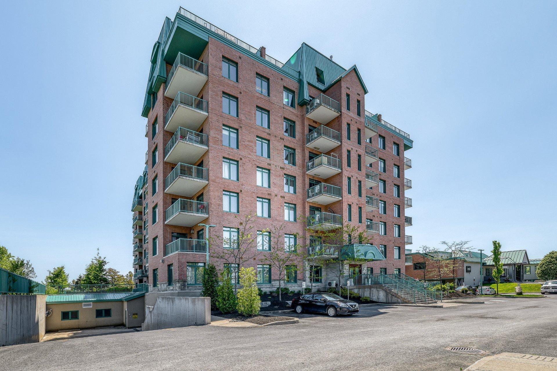 









1180


Ch. d'Aylmer

, 706,
Gatineau (Aylmer),




QC
J9H0G5

