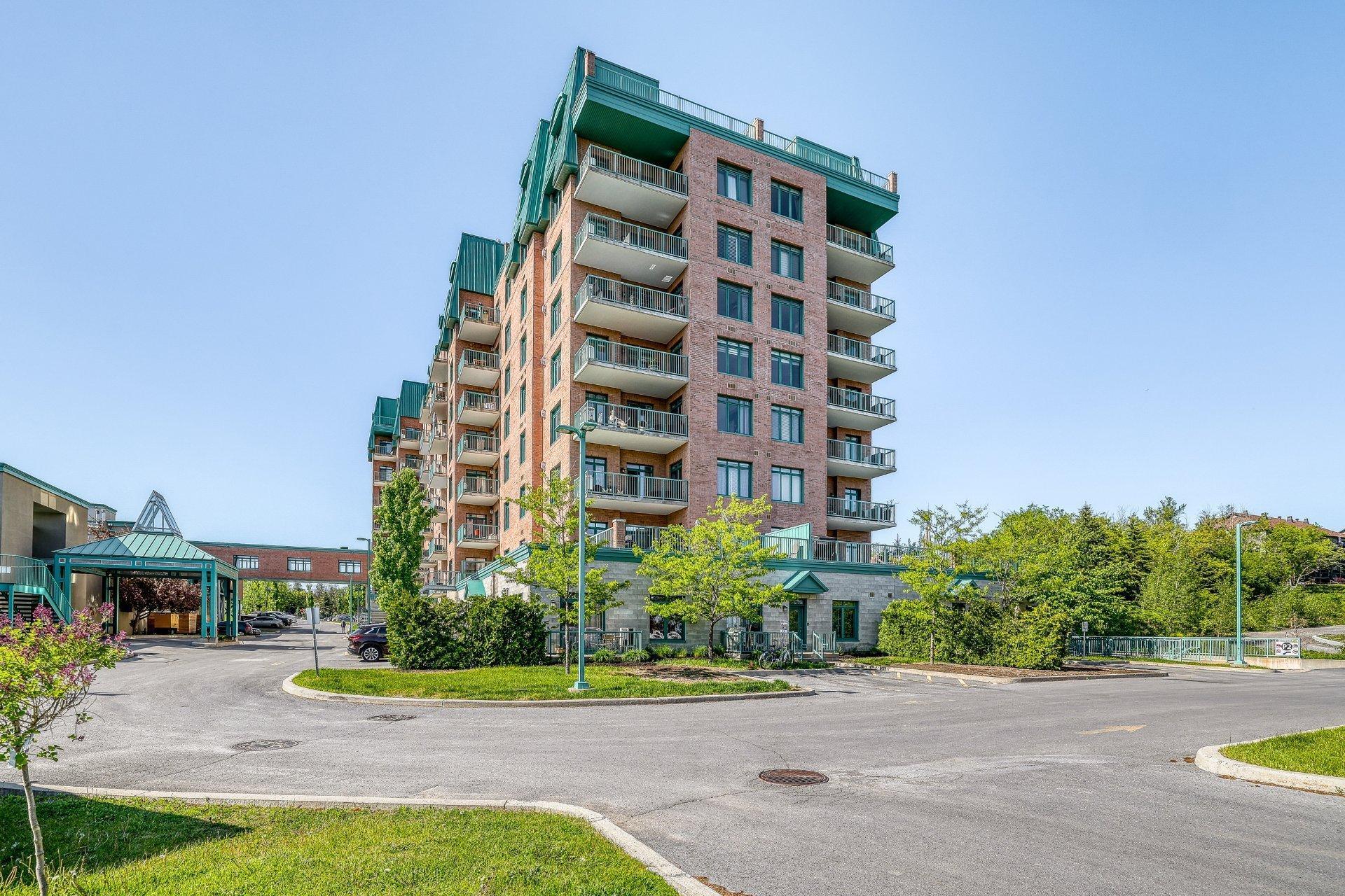 









1180


Ch. d'Aylmer

, 706,
Gatineau (Aylmer),




QC
J9H0G5

