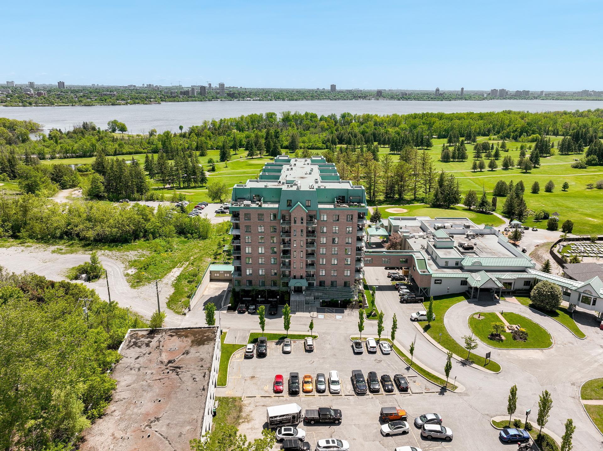 









1180


Ch. d'Aylmer

, 706,
Gatineau (Aylmer),




QC
J9H0G5


