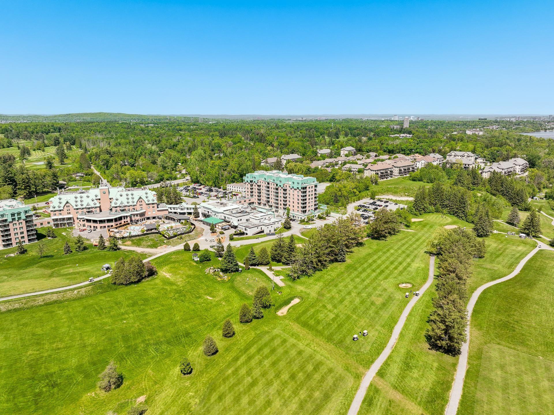 









1180


Ch. d'Aylmer

, 706,
Gatineau (Aylmer),




QC
J9H0G5

