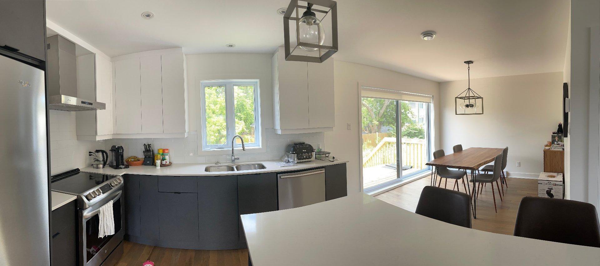 









3884


Rue Léonard

,
Longueuil (Saint-Hubert),




QC
J3Y5M2

