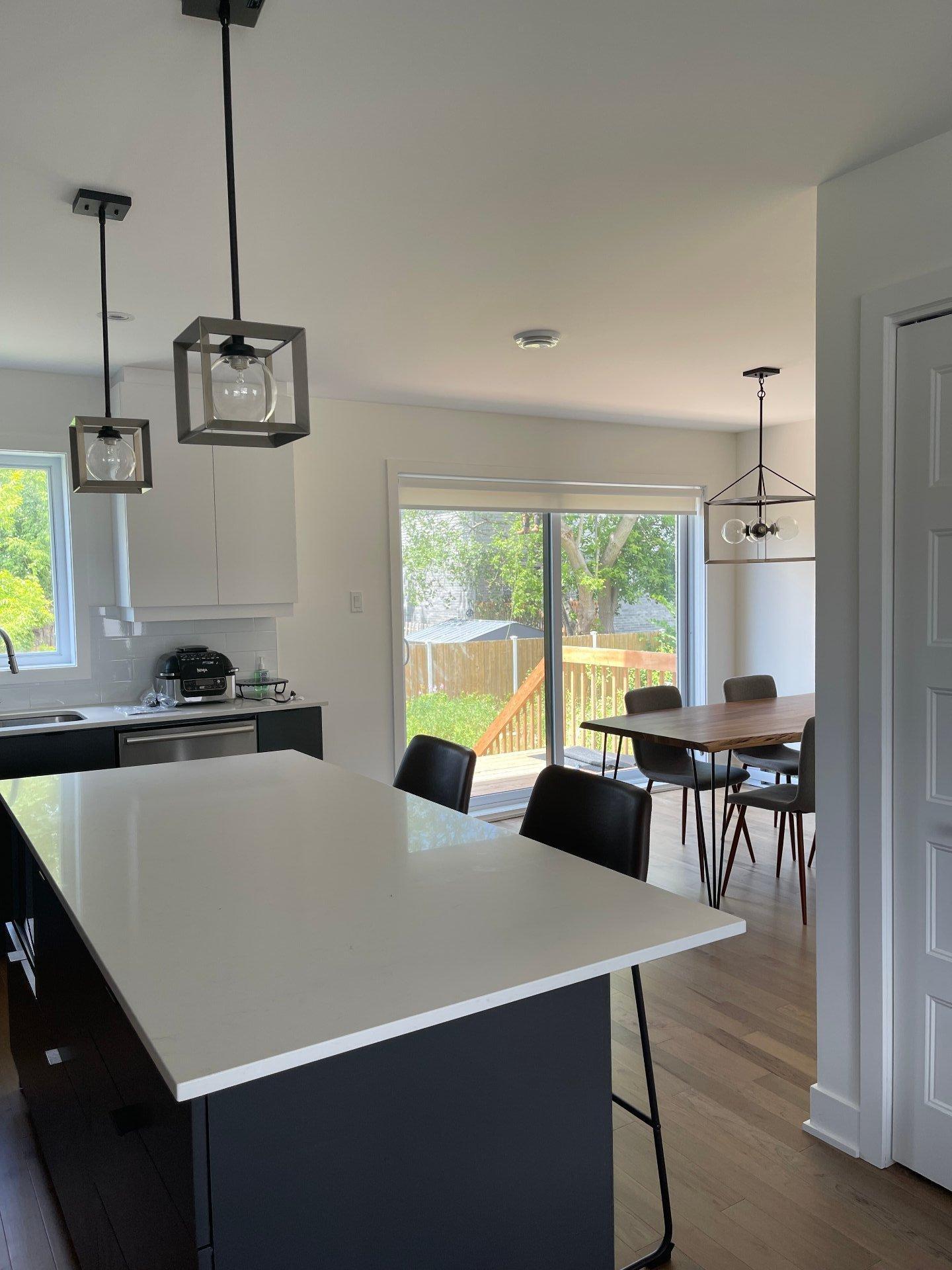 









3884


Rue Léonard

,
Longueuil (Saint-Hubert),




QC
J3Y5M2

