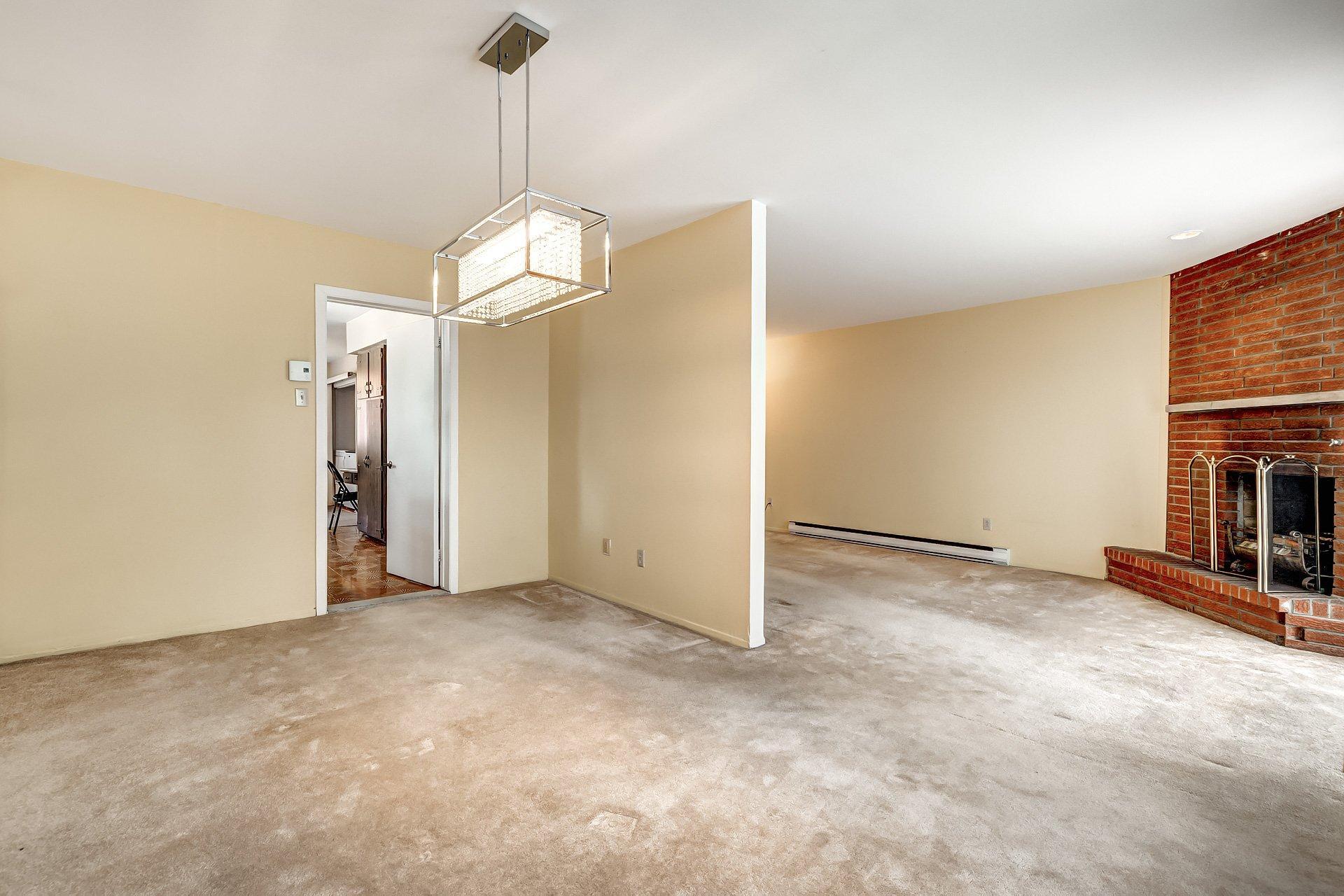 









3834


Ch. de la Côte-de-Liesse

,
Mont-Royal,




QC
H4N2P5

