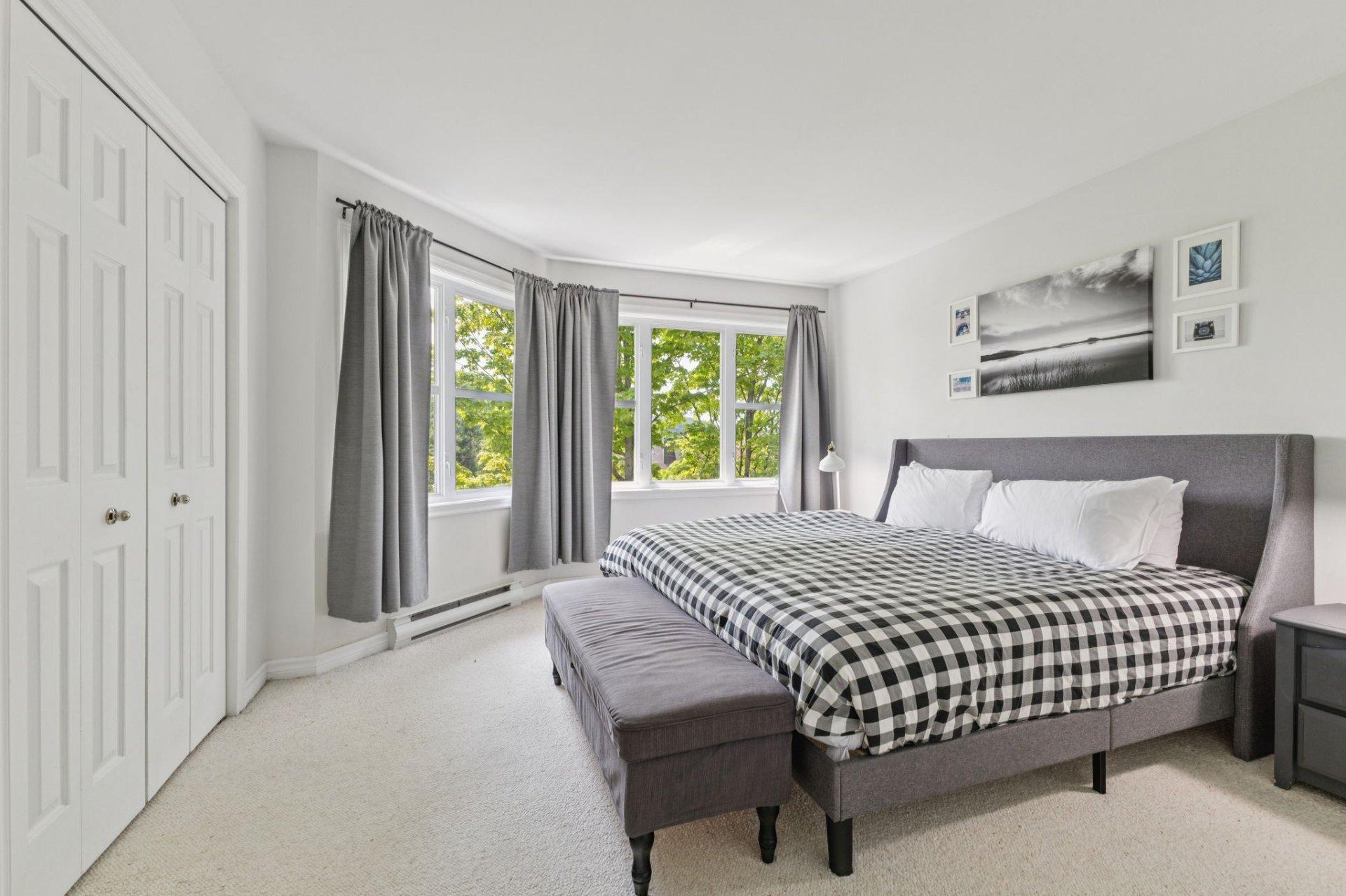 









160


Ch. de la Forêt

, 7,
Mont-Tremblant,




QC
J8E3K8

