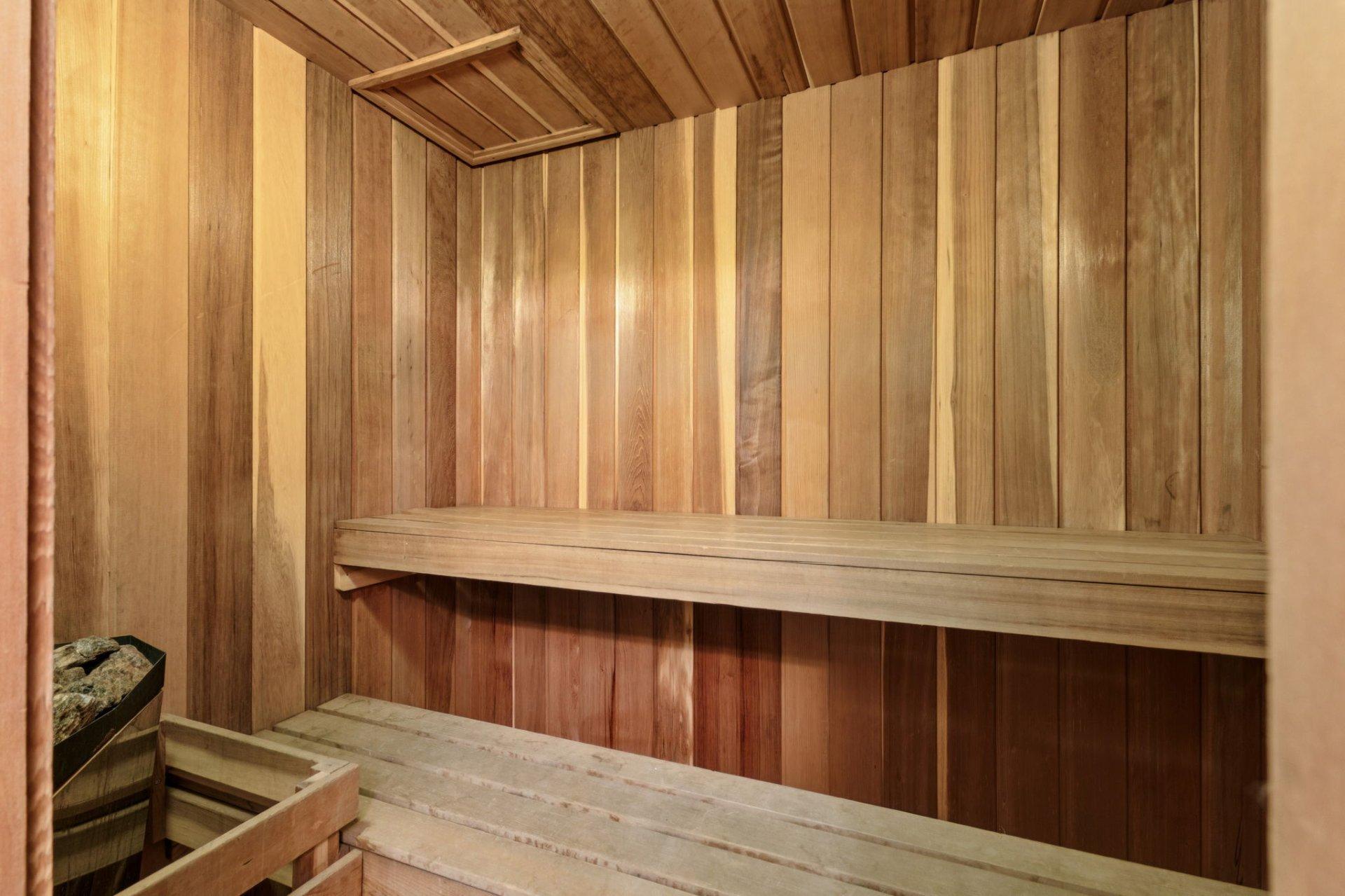 









160


Ch. de la Forêt

, 7,
Mont-Tremblant,




QC
J8E3K8

