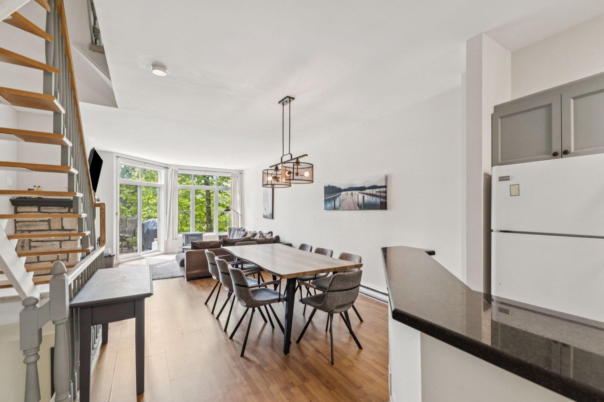 









160


Ch. de la Forêt

, 7,
Mont-Tremblant,




QC
J8E3K8

