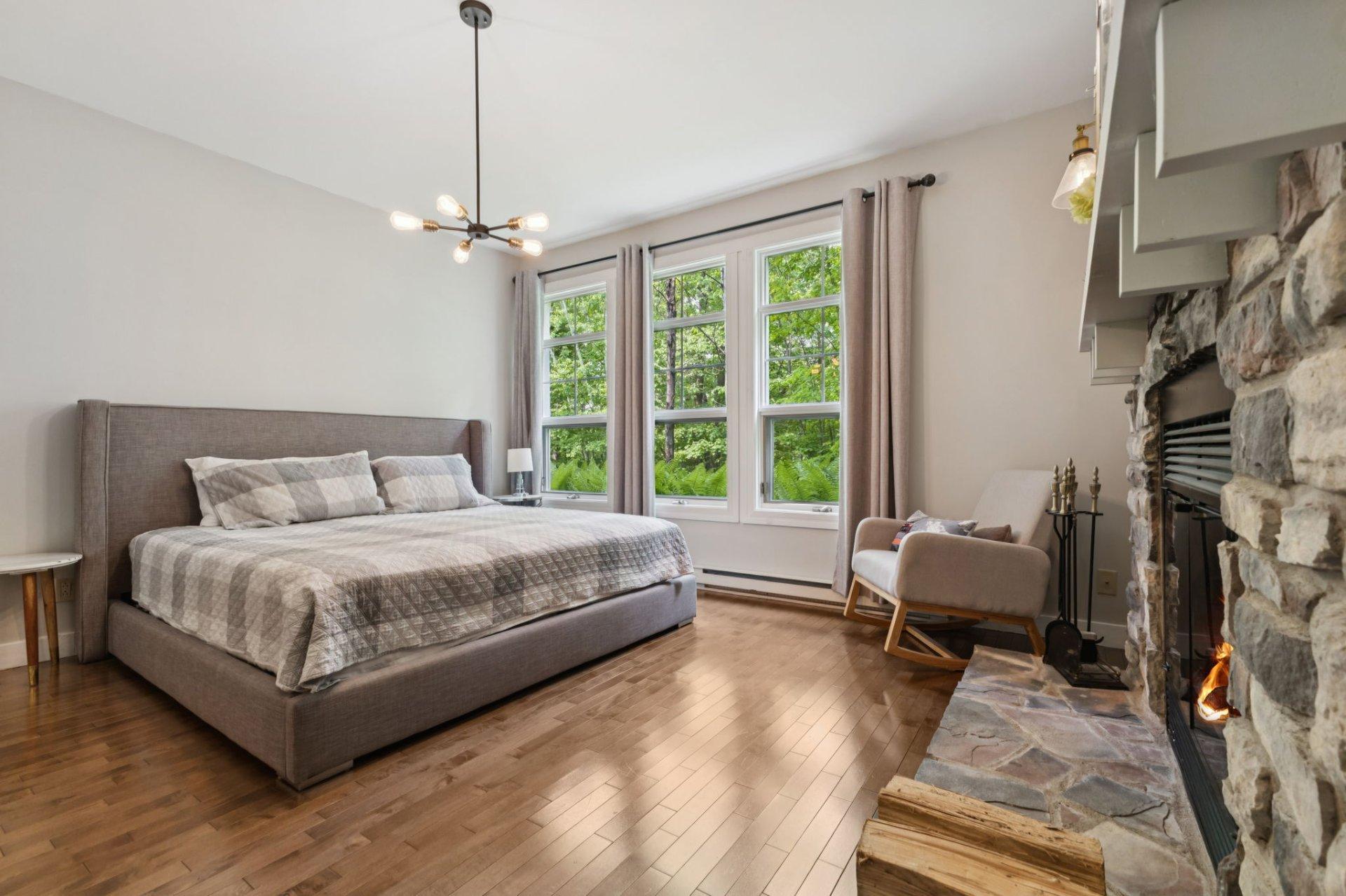 









205


Ch. des Quatre-Sommets

, 4,
Mont-Tremblant,




QC
J8E1C6

