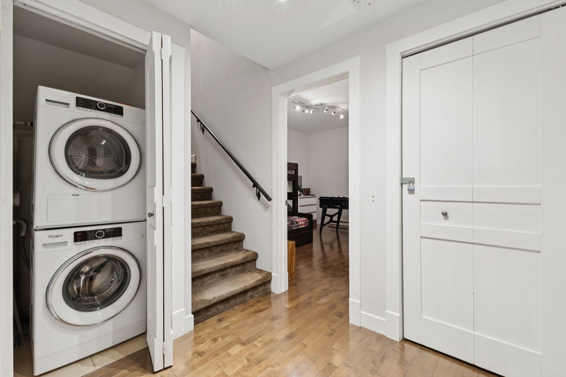 









205


Ch. des Quatre-Sommets

, 4,
Mont-Tremblant,




QC
J8E1C6

