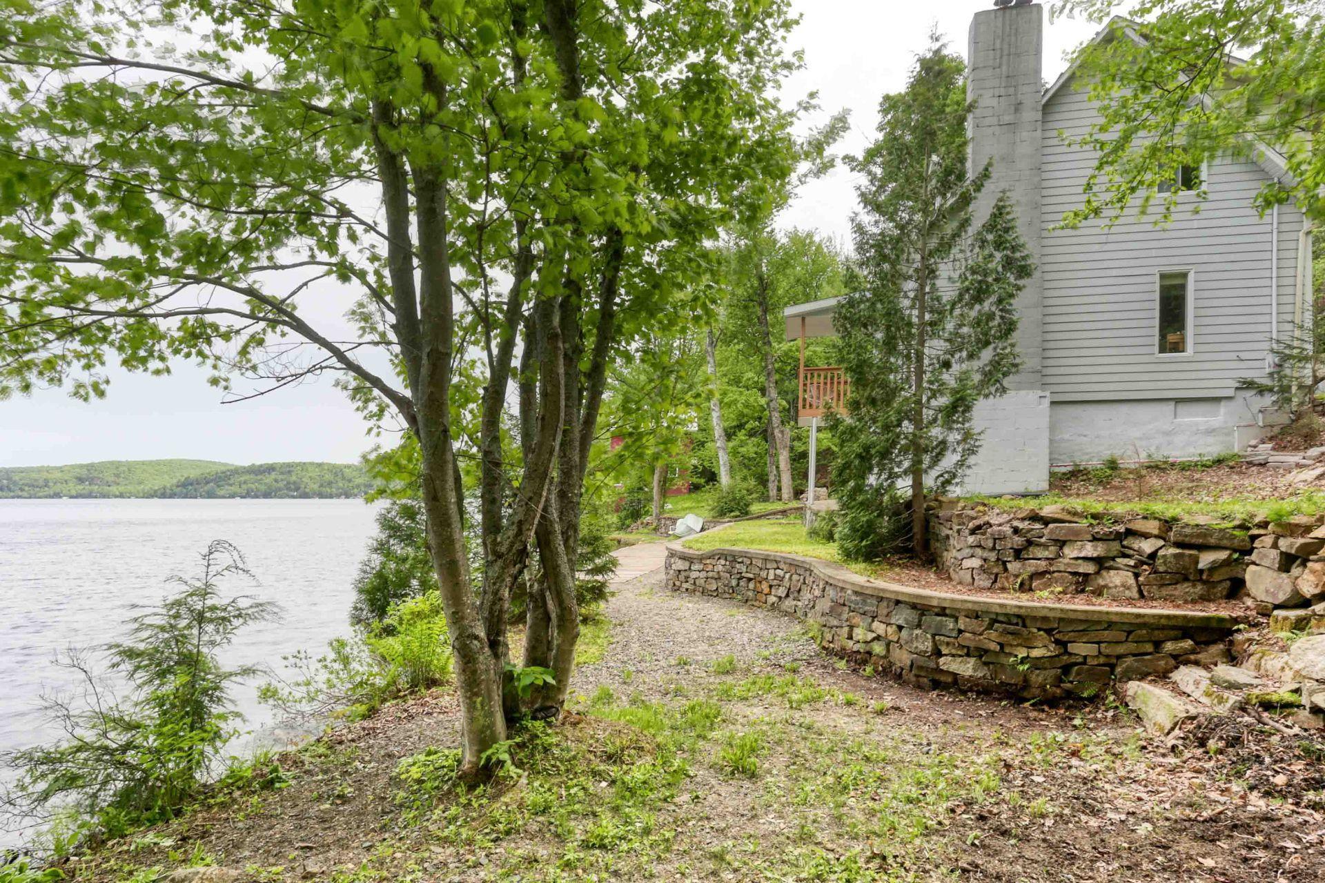 









3901


Ch. Laperrière

,
Shawinigan,




QC
G9T0C3

