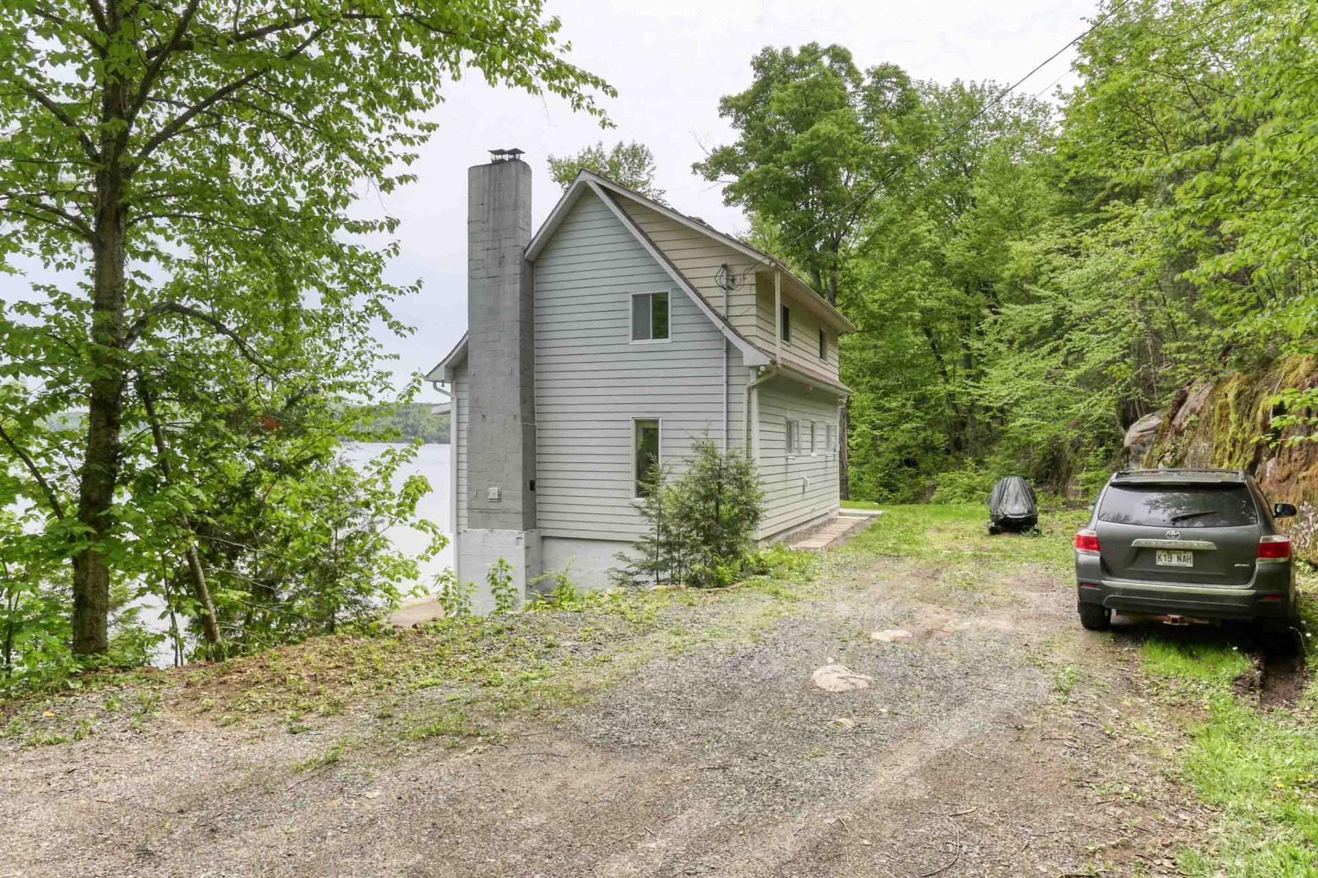 









3901


Ch. Laperrière

,
Shawinigan,




QC
G9T0C3

