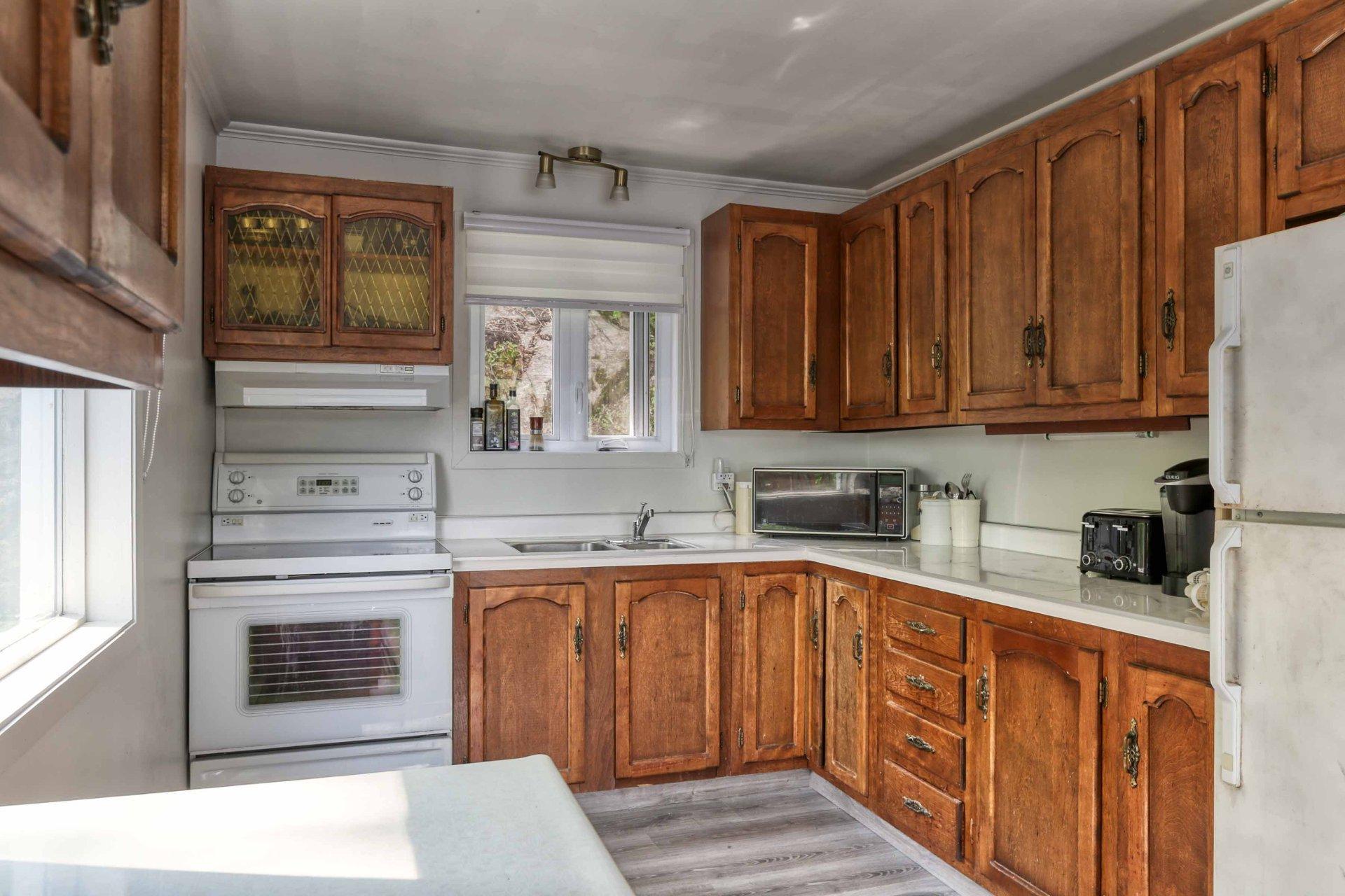 









3901


Ch. Laperrière

,
Shawinigan,




QC
G9T0C3

