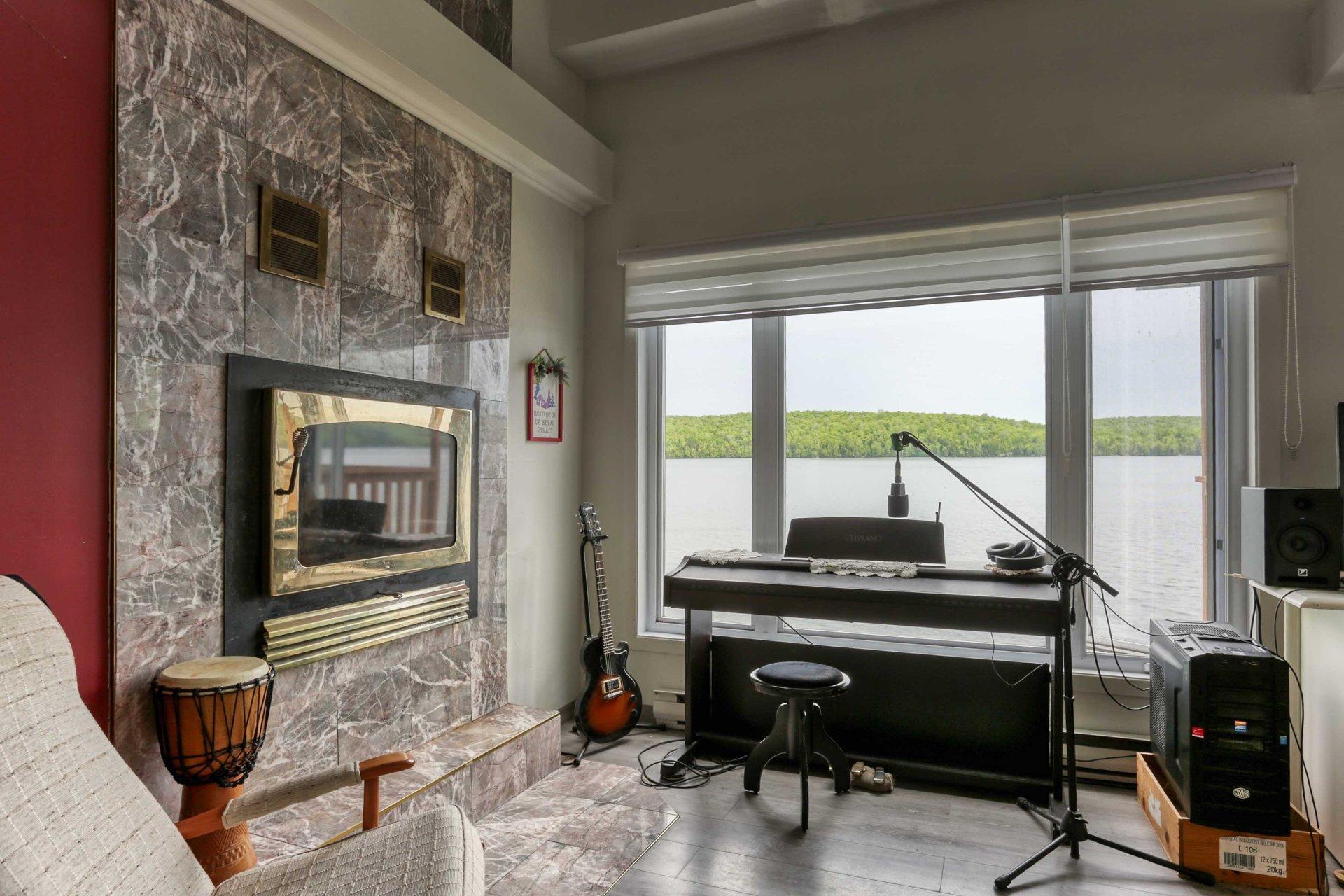 









3901


Ch. Laperrière

,
Shawinigan,




QC
G9T0C3

