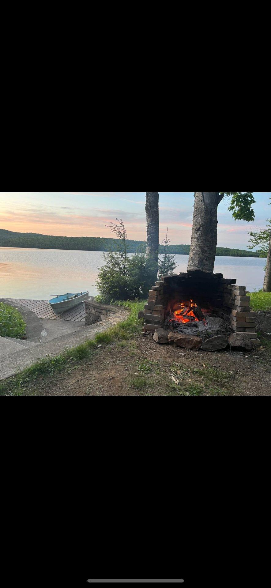 









3901


Ch. Laperrière

,
Shawinigan,




QC
G9T0C3

