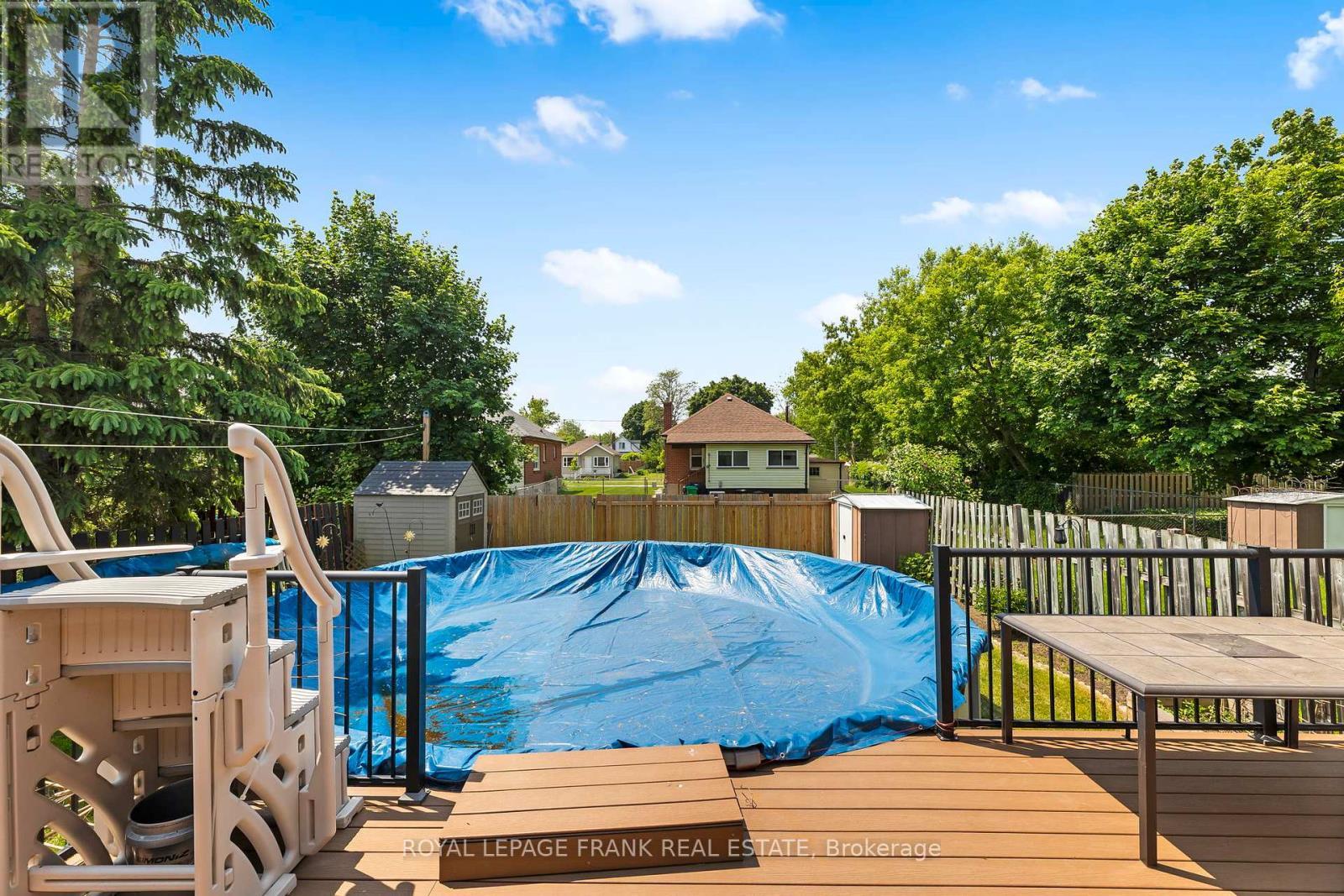 












73 PINE STREET

,
Peterborough Central (South),




Ontario
K9J5A6

