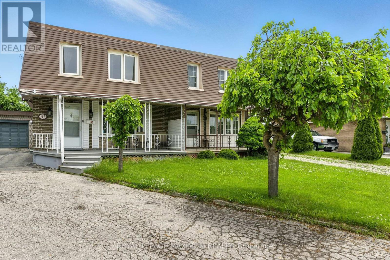 












32 FENNIMORE CRESCENT

,
Toronto,




Ontario
M3N1G8

