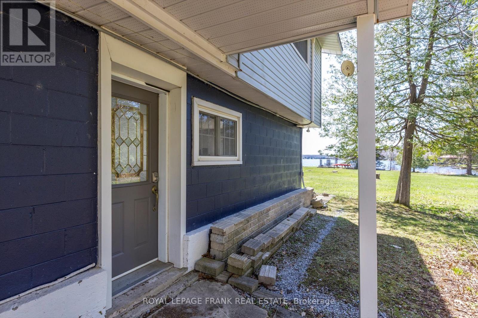 












183 ADAM & EVE ROAD

,
Trent Lakes,




Ontario
K0L1J0

