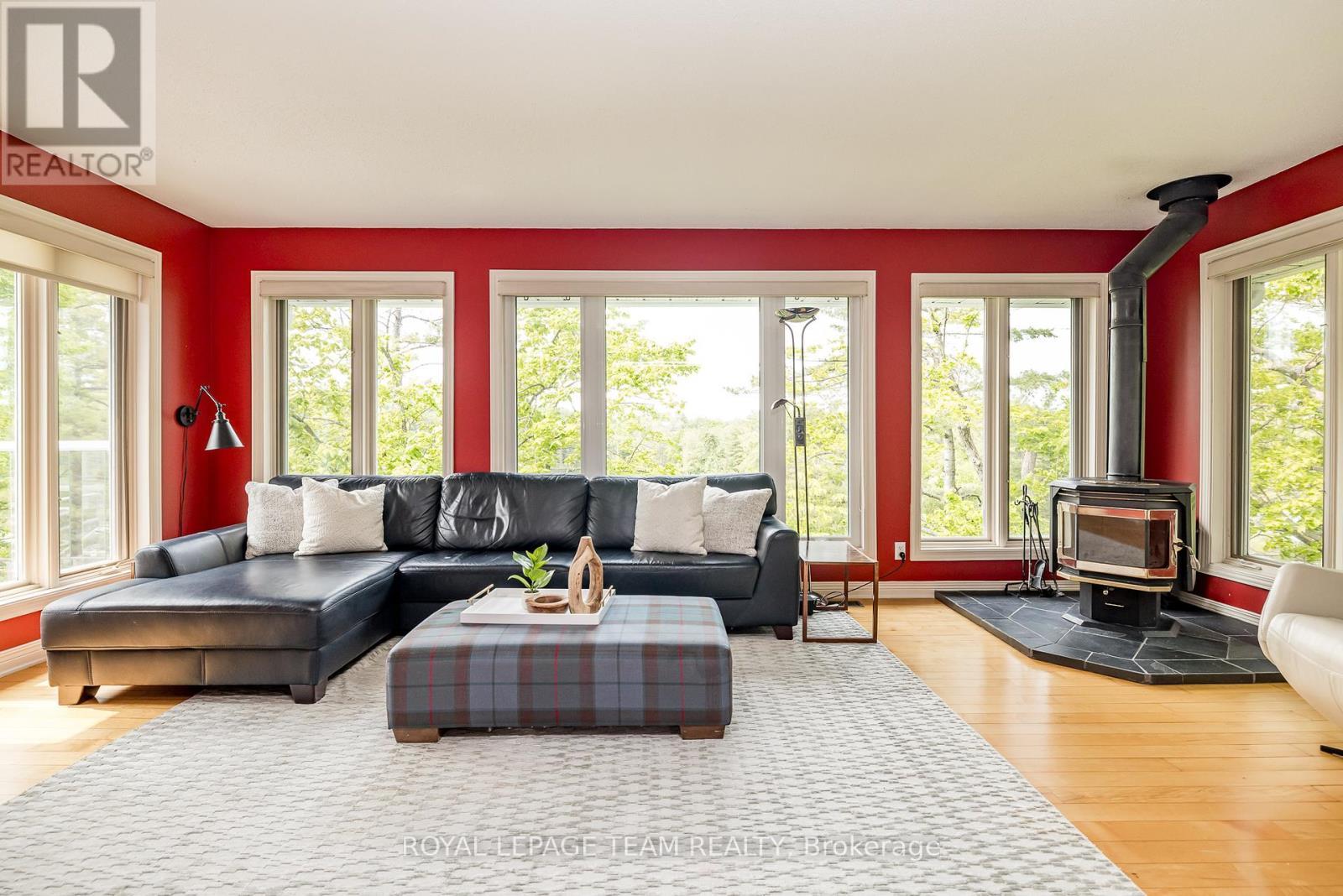 












164A DEANS ISLAND ROAD

,
Rideau Lakes,




Ontario
K0G1E0

