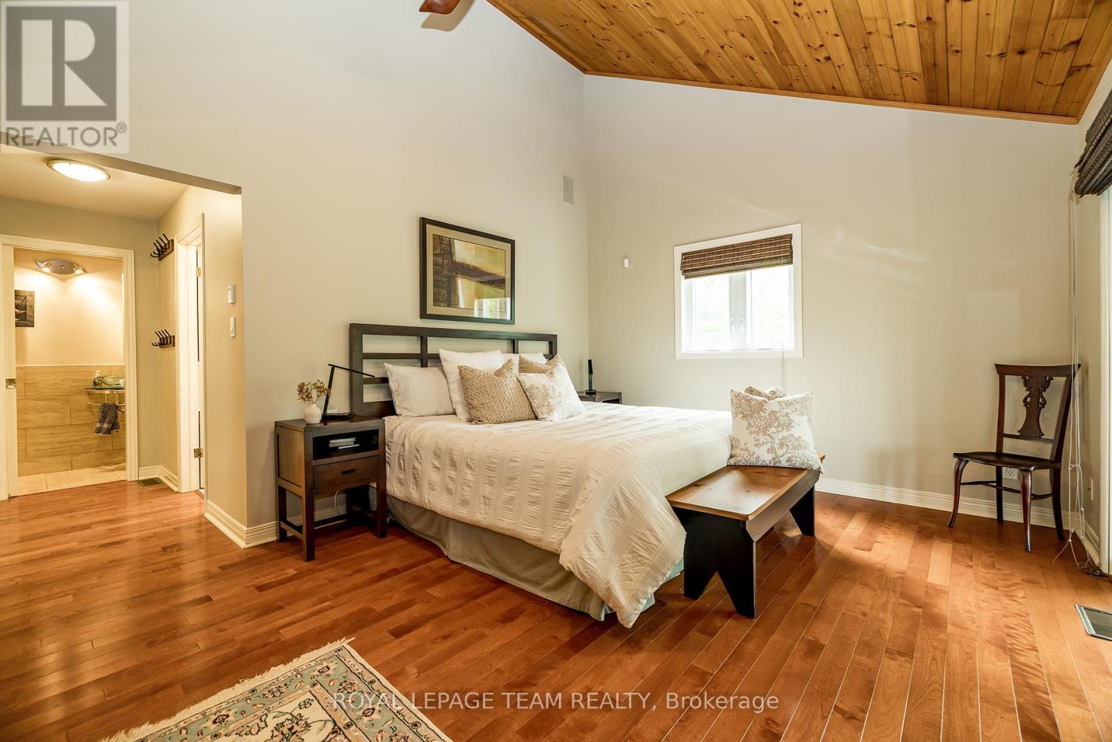 












164A DEANS ISLAND ROAD

,
Rideau Lakes,




Ontario
K0G1E0

