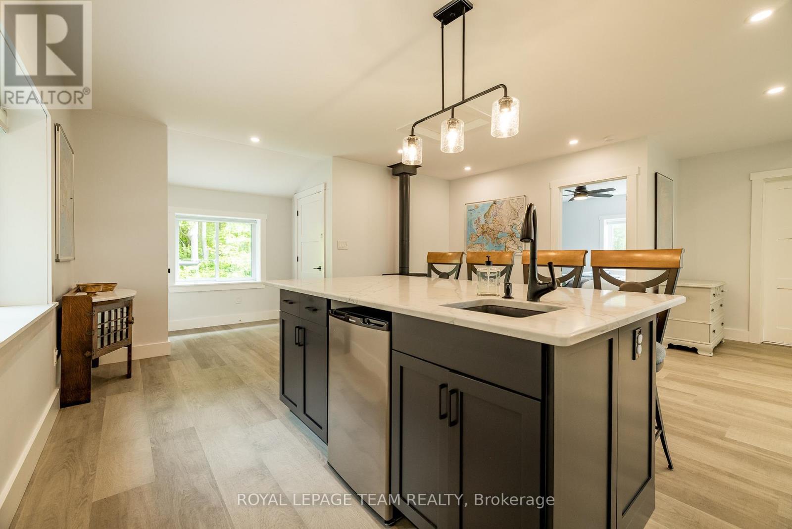 












164A DEANS ISLAND ROAD

,
Rideau Lakes,




Ontario
K0G1E0

