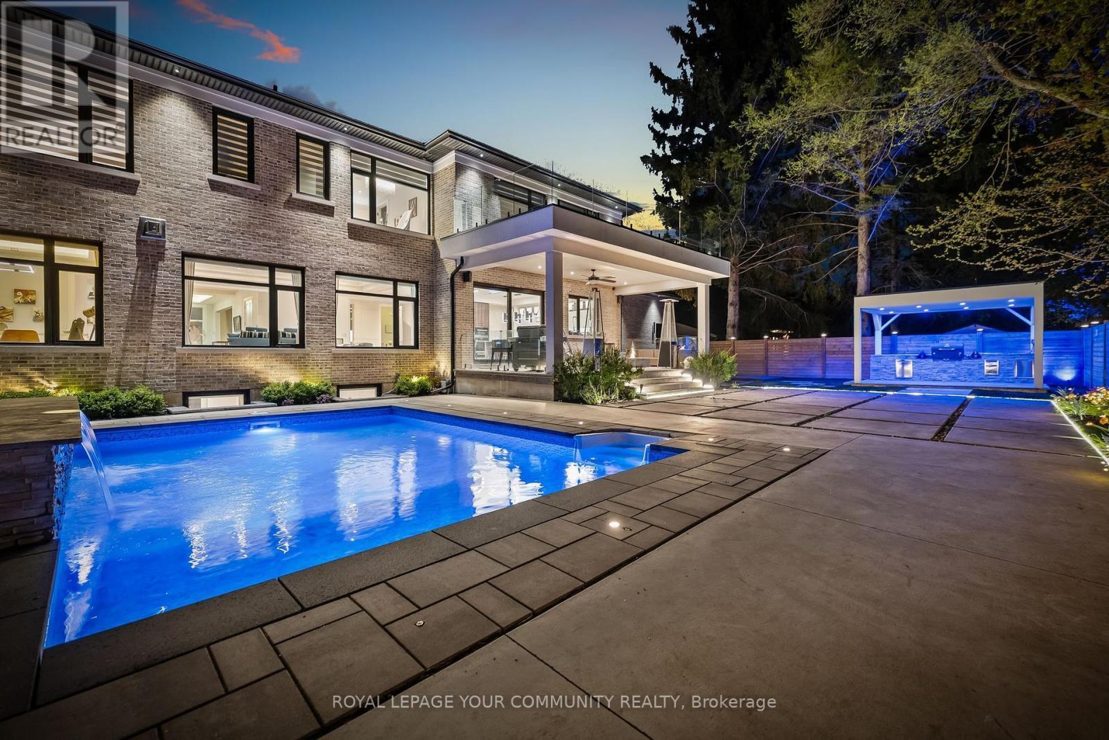 












115 PATRICIA DRIVE

,
King,




Ontario
L7B1H3

