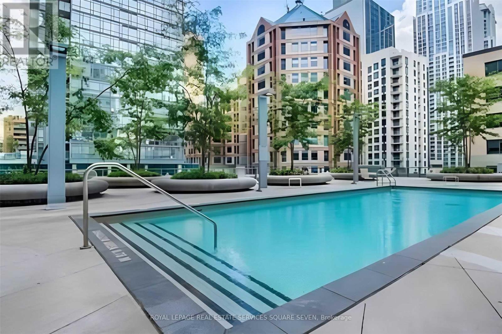 












2707 - 832 BAY STREET

,
Toronto,




Ontario
M5S1Z6

