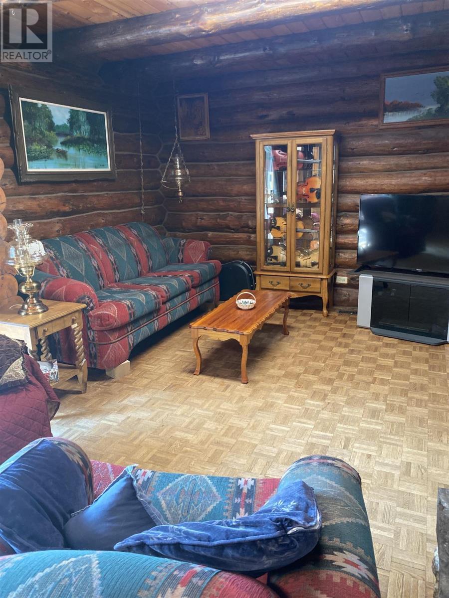 












273 Woodward AVE

,
Blind River,




Ontario
P0R1B0

