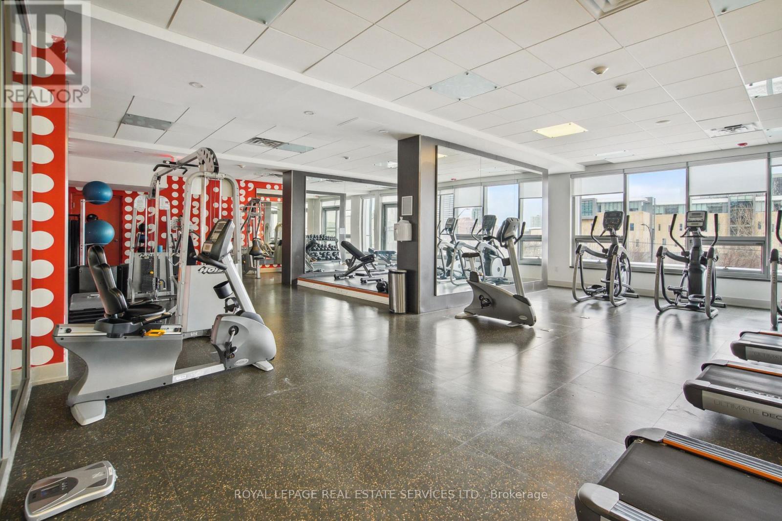 












2711 - 360 SQUARE ONE DRIVE

,
Mississauga,




Ontario
L5B0G7

