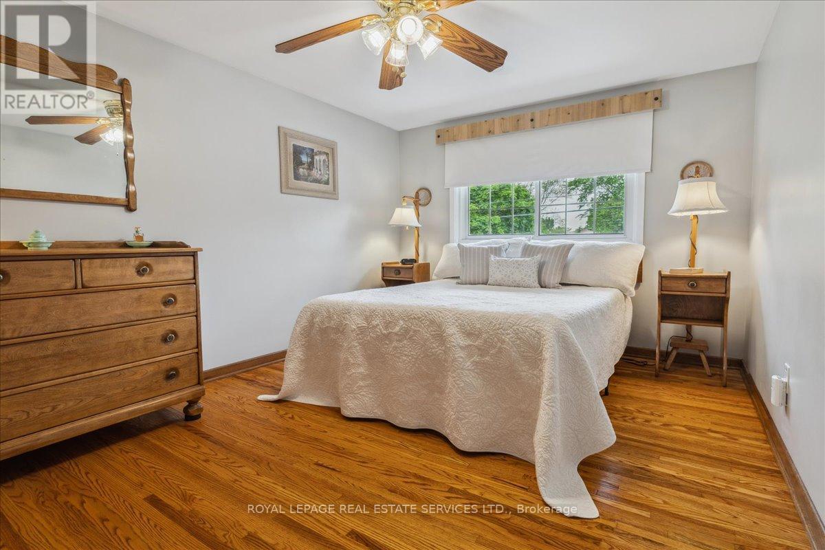 












355 HAMPTON HEATH ROAD

,
Burlington,




Ontario
L7L4R1

