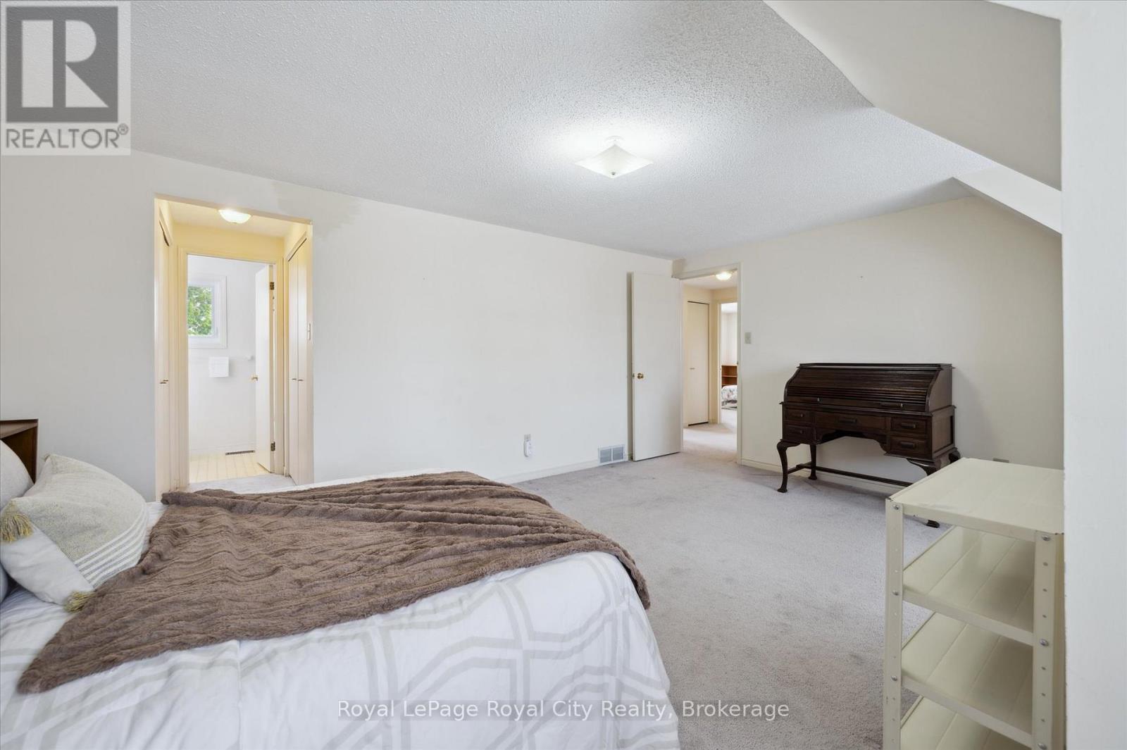 












349 COOPER STREET

,
Cambridge,




Ontario
N3C3X8

