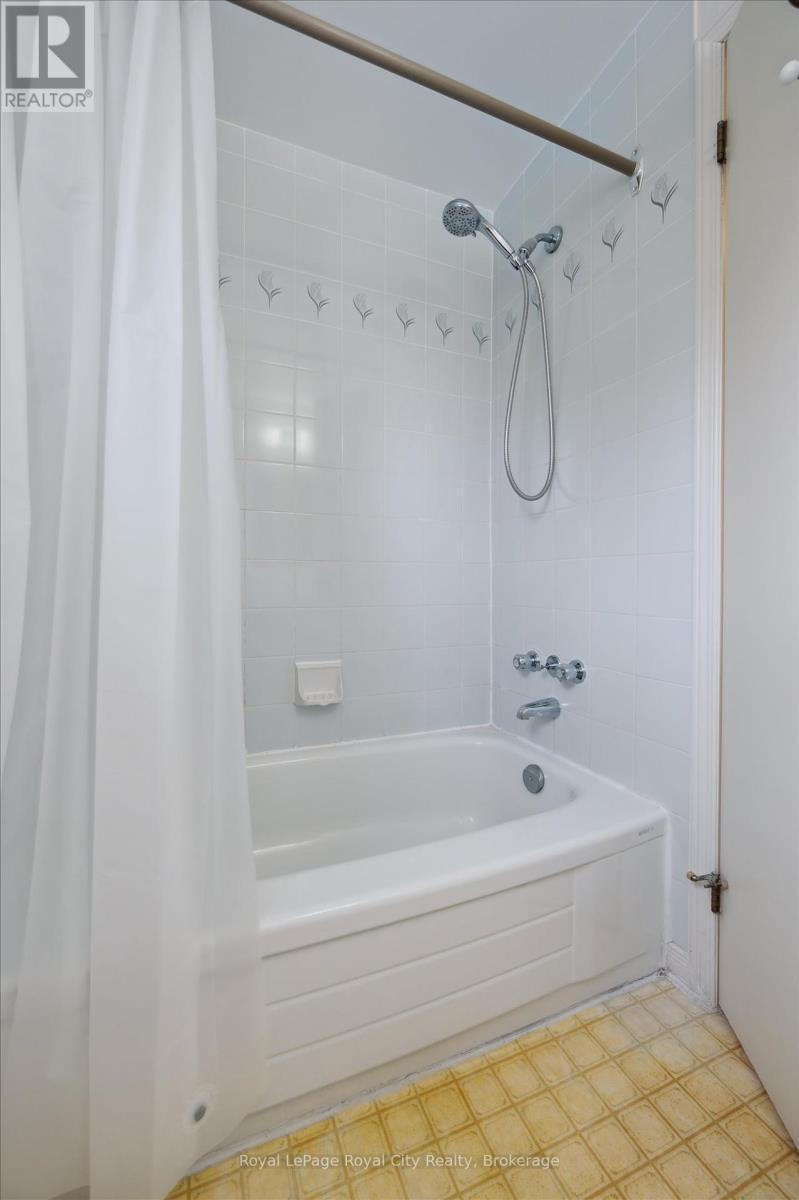 












349 COOPER STREET

,
Cambridge,




Ontario
N3C3X8

