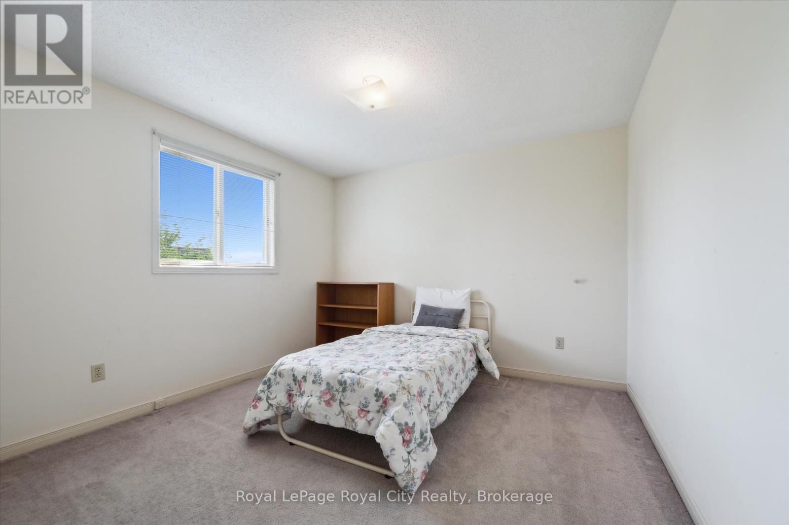 












349 COOPER STREET

,
Cambridge,




Ontario
N3C3X8

