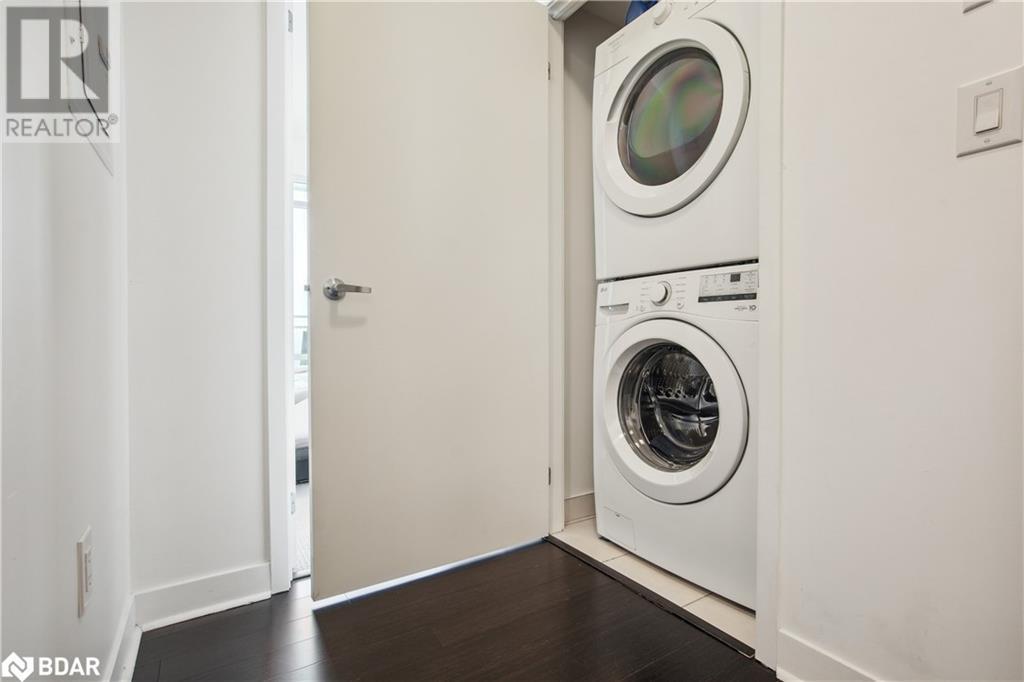 












360 SQUARE ONE Drive Unit# 2711

,
Mississauga,




Ontario
L5B0G7

