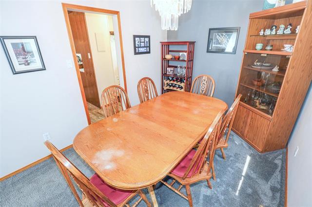 









211


Rouge

RD,
Winnipeg,




MB
R3K 1J6

