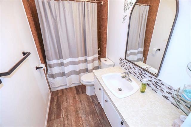 









211


Rouge

RD,
Winnipeg,




MB
R3K 1J6

