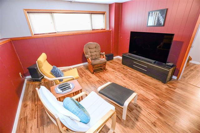 









211


Rouge

RD,
Winnipeg,




MB
R3K 1J6

