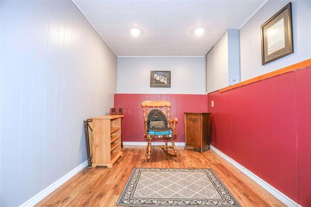 









211


Rouge

RD,
Winnipeg,




MB
R3K 1J6

