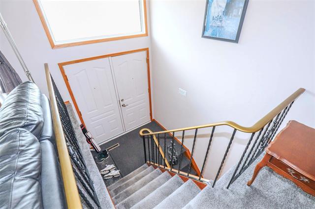 









211


Rouge

RD,
Winnipeg,




MB
R3K 1J6

