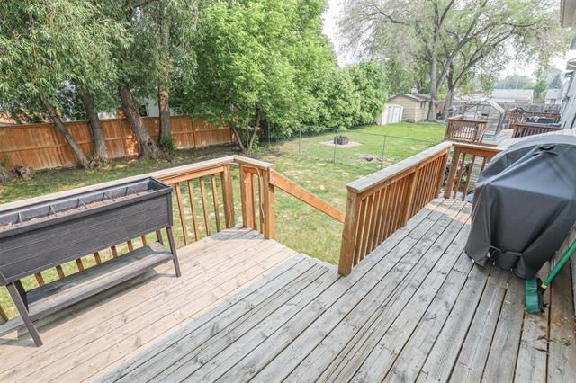









211


Rouge

RD,
Winnipeg,




MB
R3K 1J6

