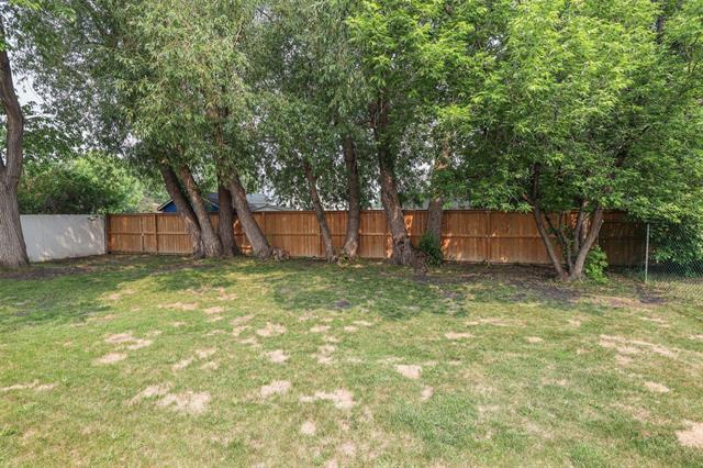 









211


Rouge

RD,
Winnipeg,




MB
R3K 1J6

