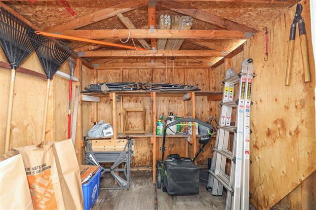 









211


Rouge

RD,
Winnipeg,




MB
R3K 1J6

