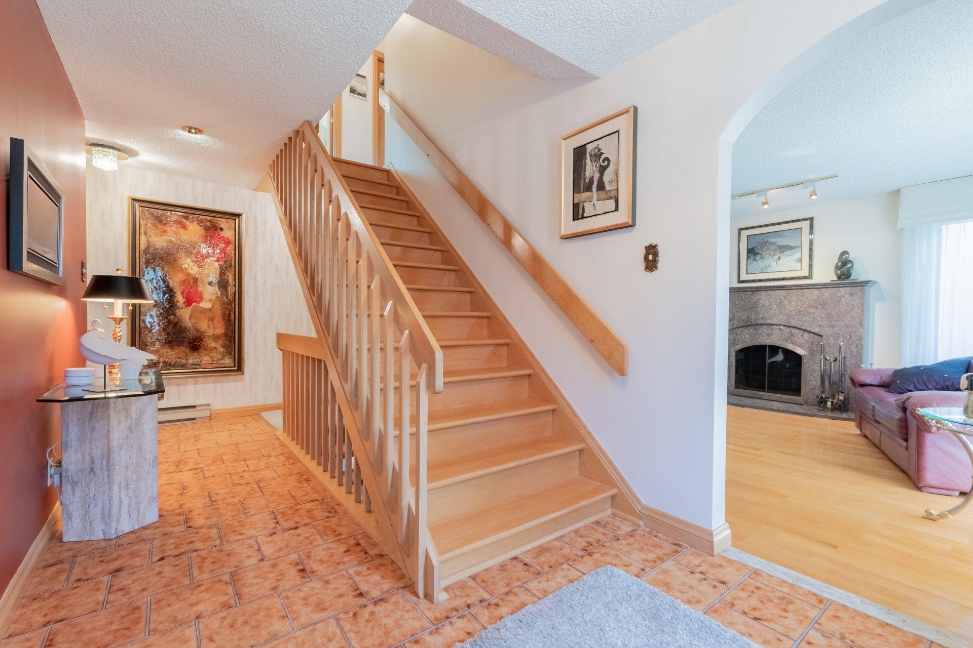 









902


Crois. Île-de-France

,
Saint-Lambert,




QC
J4S1T7

