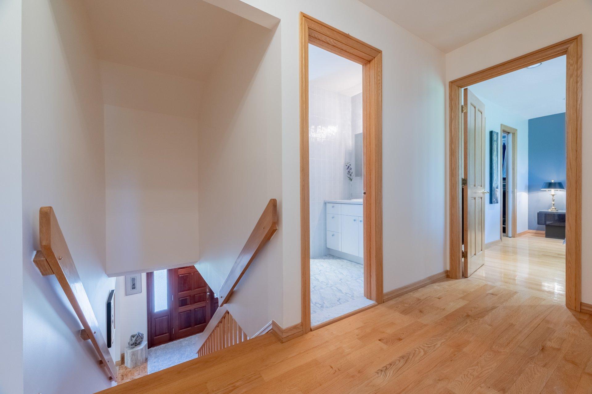 









902


Crois. Île-de-France

,
Saint-Lambert,




QC
J4S1T7

