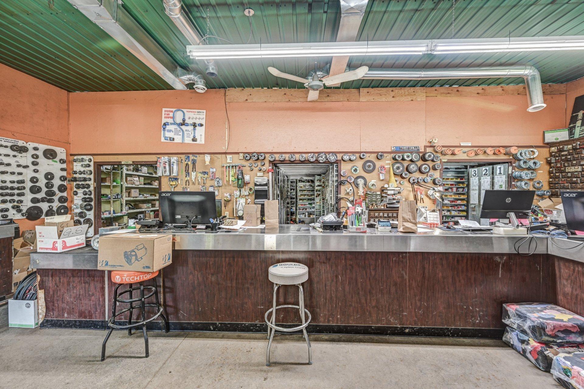 









501

 - 503


Rue St-Patrice

,
Saint-Patrice-de-Sherrington,




QC
J0L2N0

