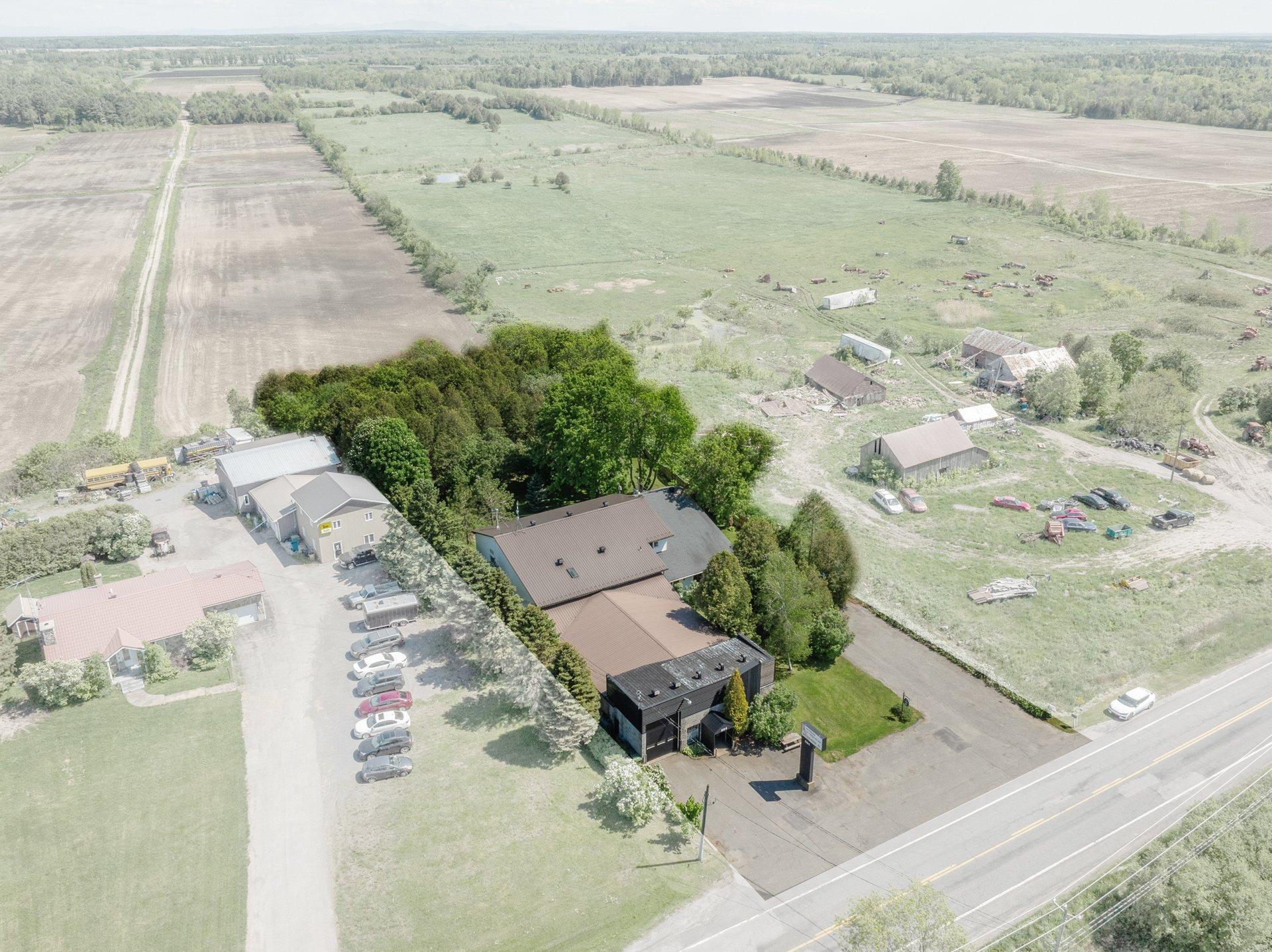









501Z

 - 503Z


Rue St-Patrice

,
Saint-Patrice-de-Sherrington,




QC
J0L2N0

